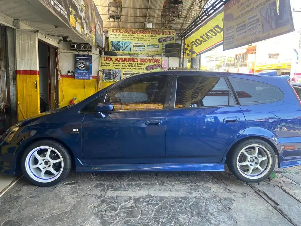 dijual mobil pribadi