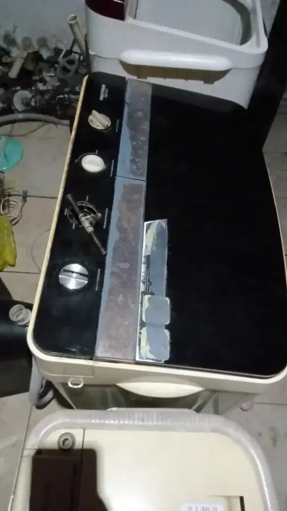 MESIN CUCI 9KG 2 tbung
