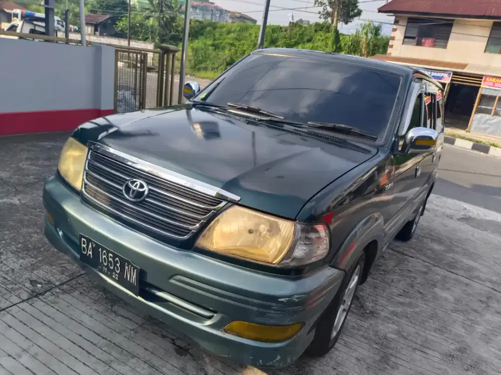 Mobil kijang krista tahun 1997