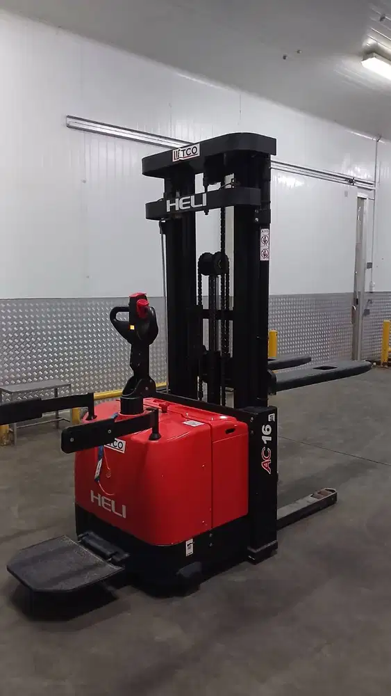 FORKLIFT HELI Electric Stacker Kondisi Bagus