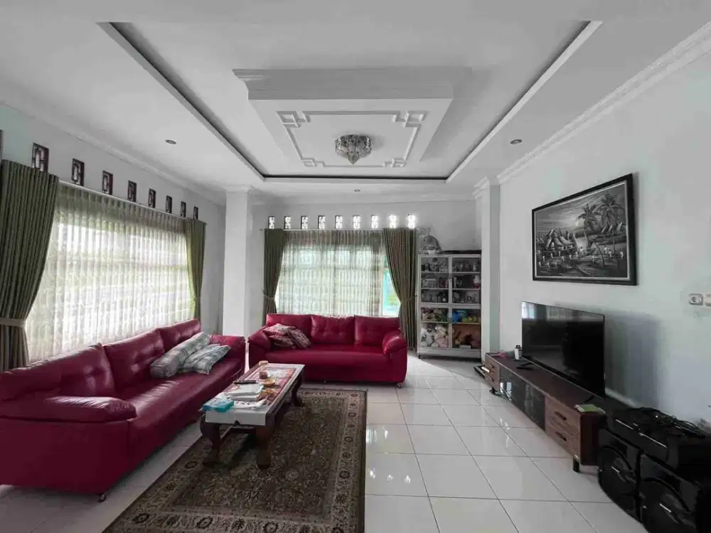 Rumah Mewah Kolam Renang Pribadi LT1.230 Palagan Sleman, 4+1 Kamar Tidur, SHM & IMB