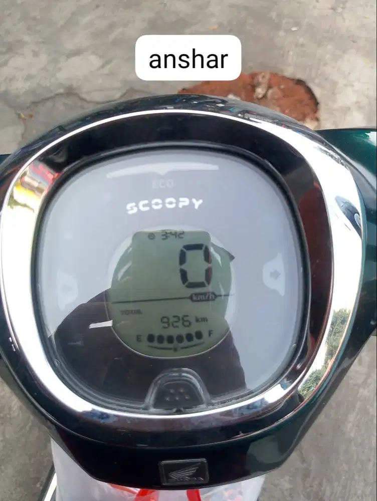 Jual rugi motor honda scoopy baru likenew mulus kilometer dibawah 1000