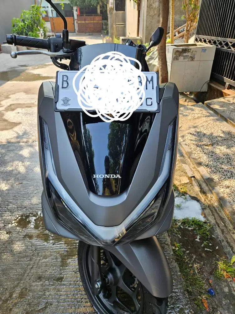 DIJUAL HONDA PCX 160 CBS 2025 KM RENDAH