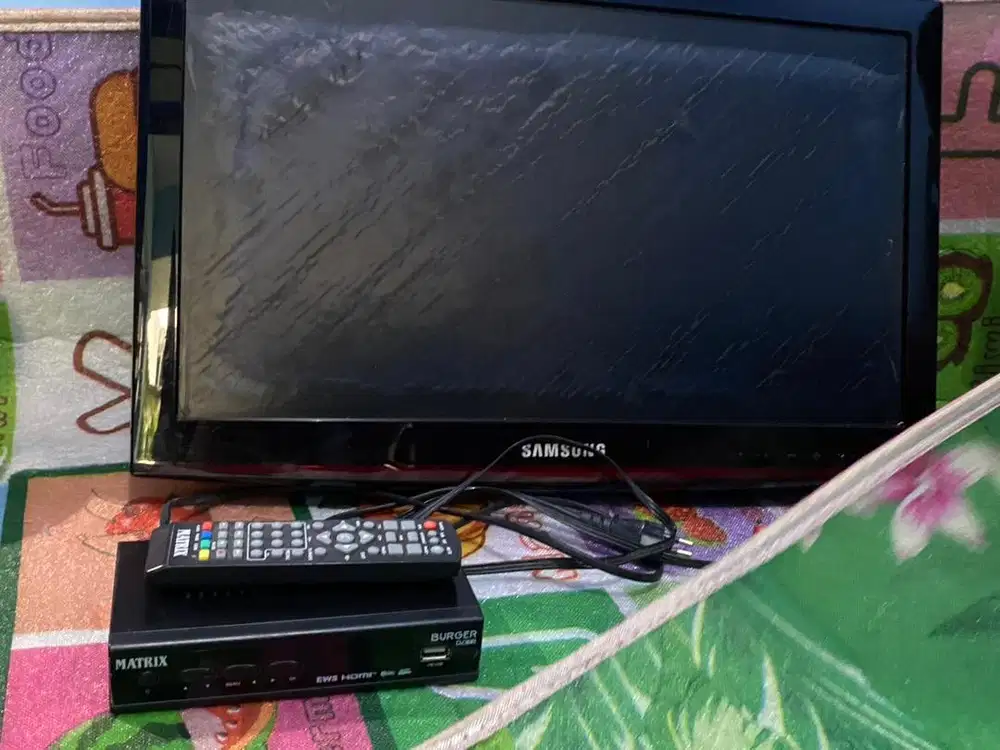DIJUAL CEPAT TV SAMSUNG 32 INC LED