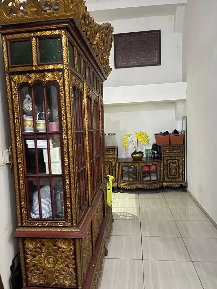 Lemari antik rek palembang dan meja tv rek antik palembang
