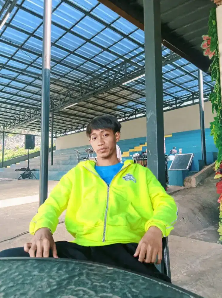 jasa bantuin pindahan, atau kondangan cuci piring atau yang lainnya
