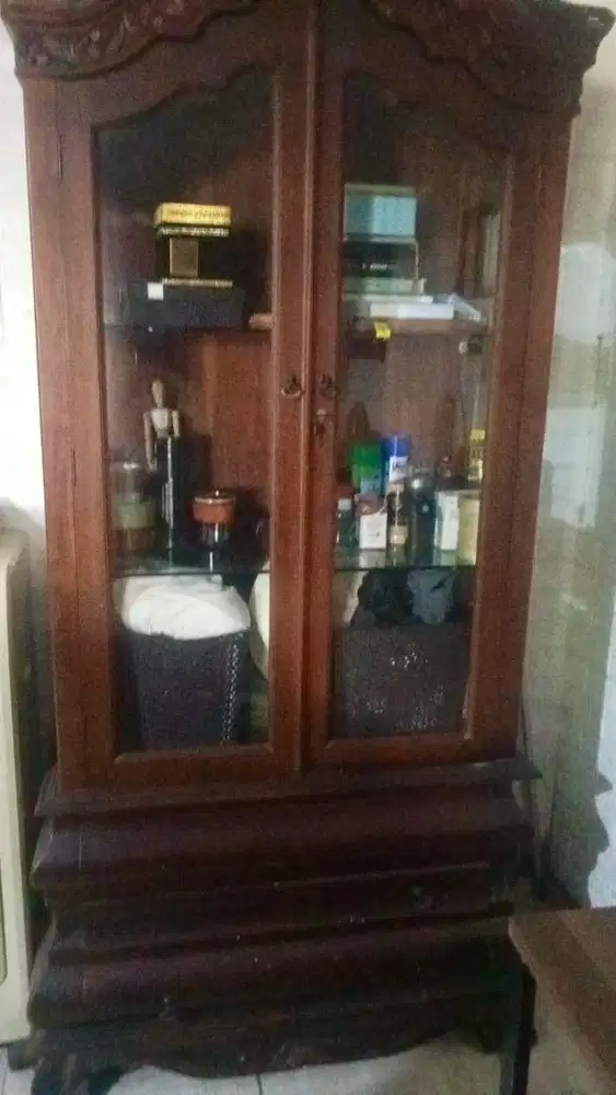 Lemari jati jepara asli