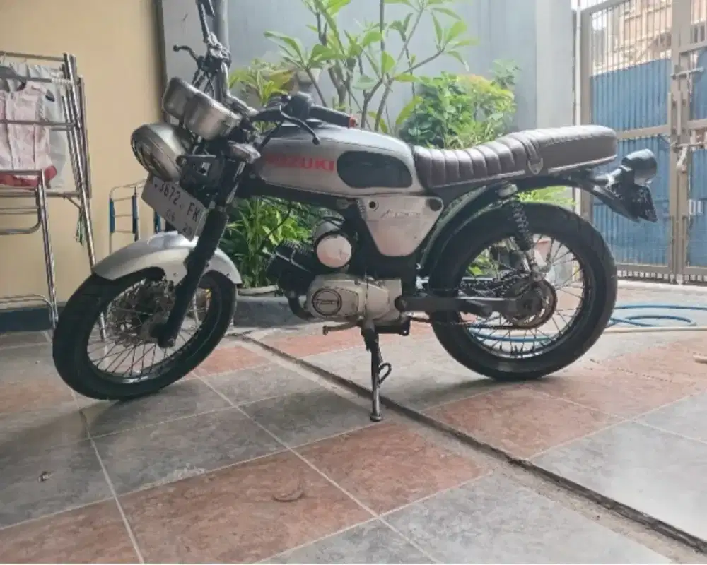 Jual motor suzuki A 100 Th 1994 harga 7 juta bisa nego