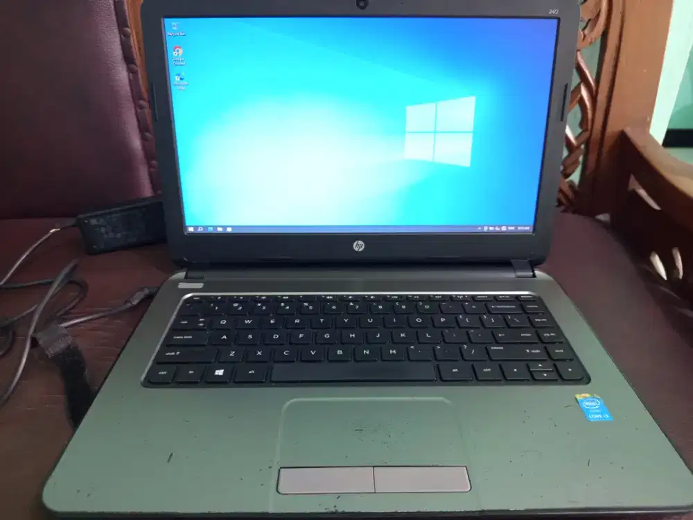 Laptop HP 240 G3