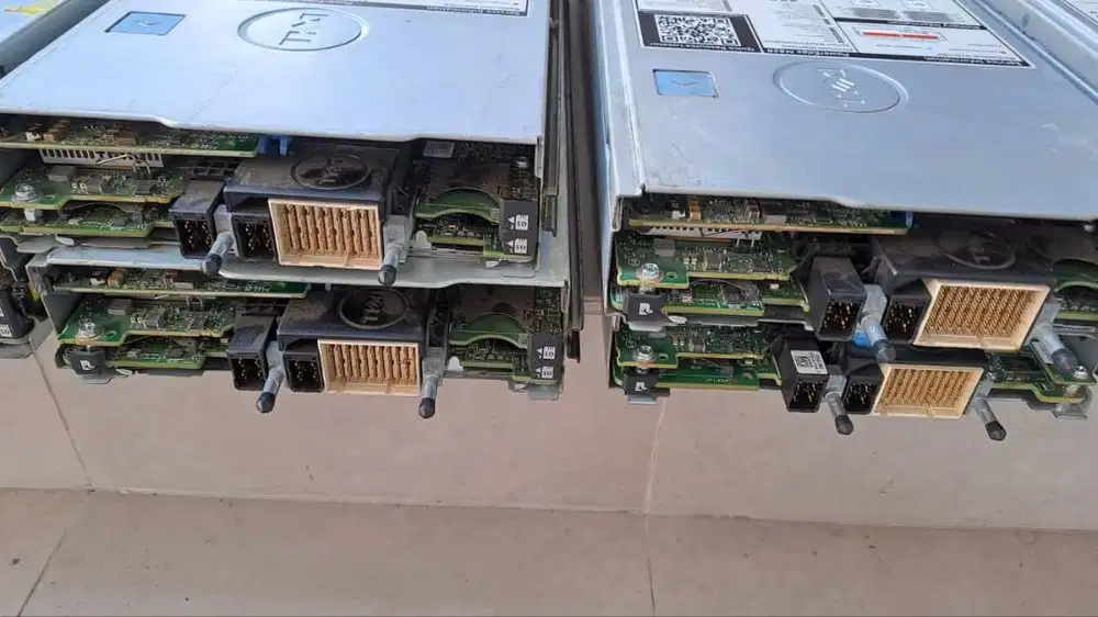 Server blade poweredge M620 siap menyimpan data