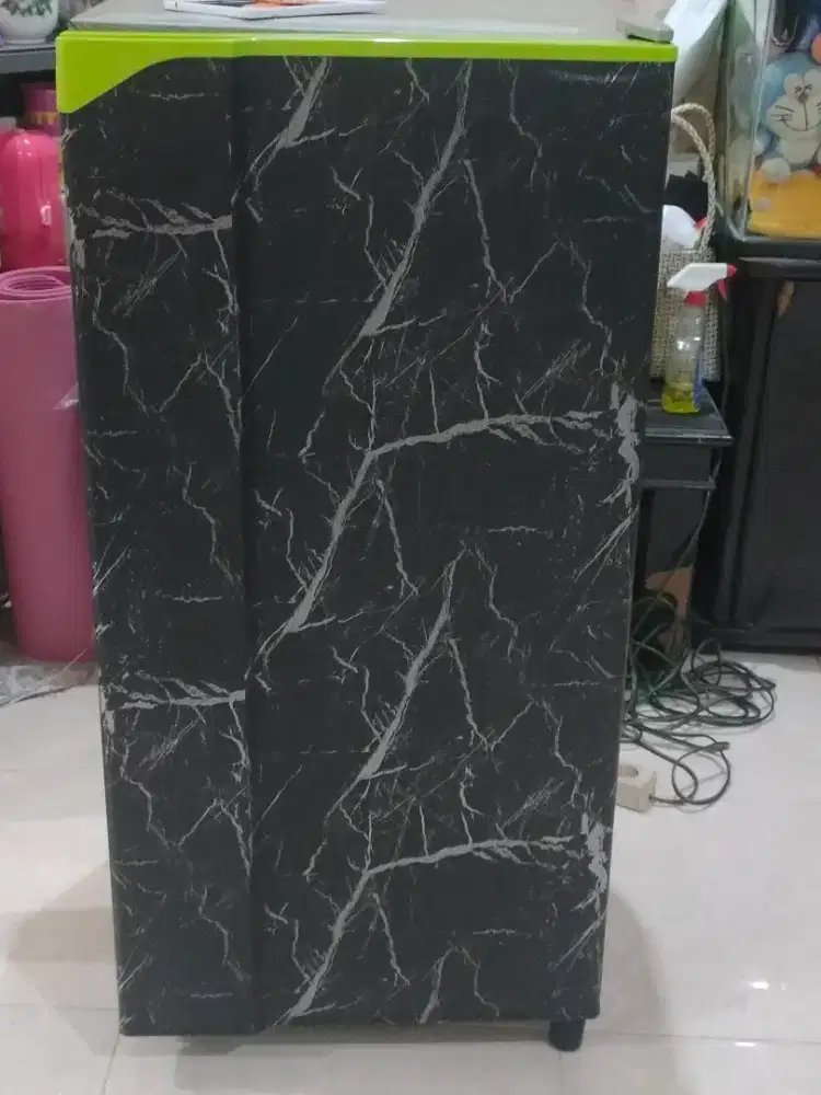 Kulkas 1 pintu toshiba siap pakai