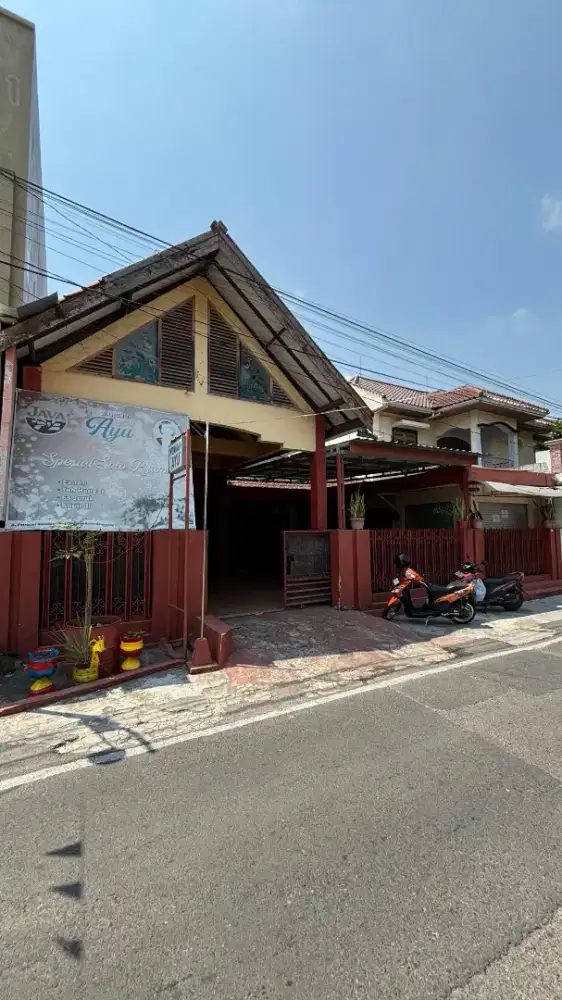 DIJUAL RUMAH STRATEGIS DEKAT SD SEMESTA & PERMATA BANGSA SCHOOL SMG