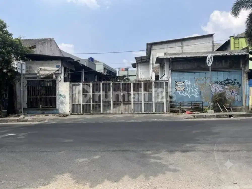 Tanah Sangat Sterategis - di Paninggilan Utara