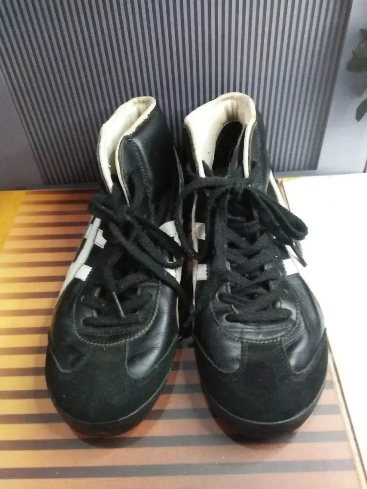 Onitsuka Tiger black