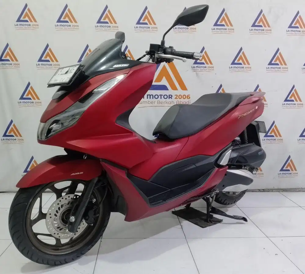 MULAI 500RB DP PCX 160 ABS LOW KM SPAYLATER KREDIVO CC 0%