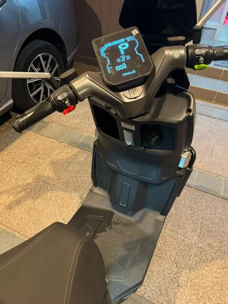 Sepeda listrik TailG GF80L