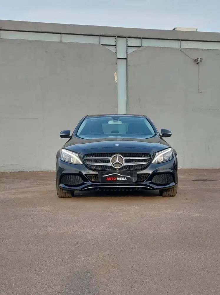 Mercedes Benz Mercy C 200 C200 ( W205 ) Avantgarde 2017 nik 2016 Black