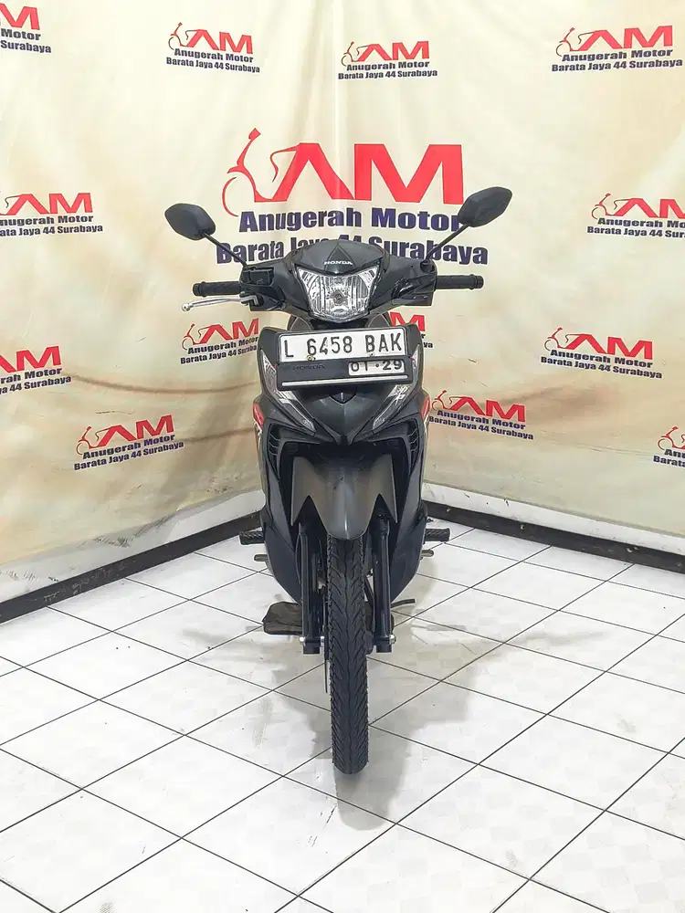 Km 4 Ribu Honda Revo x CW Tahun 2024 warna hitam