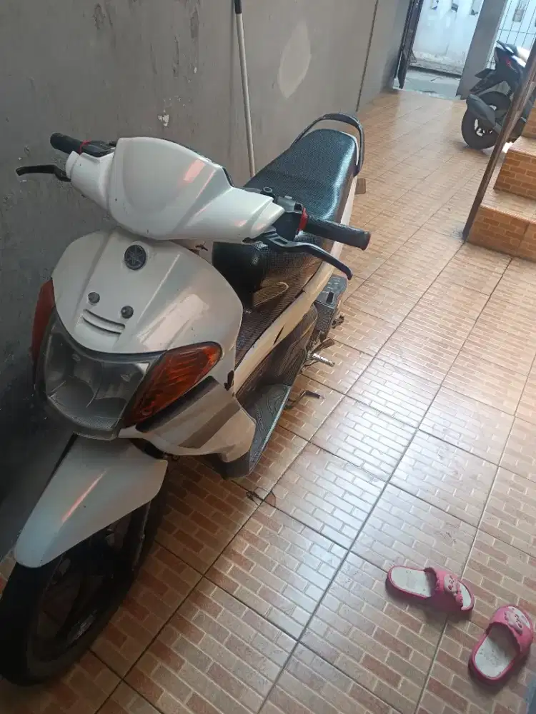 Yamaha nouvo thn 2004