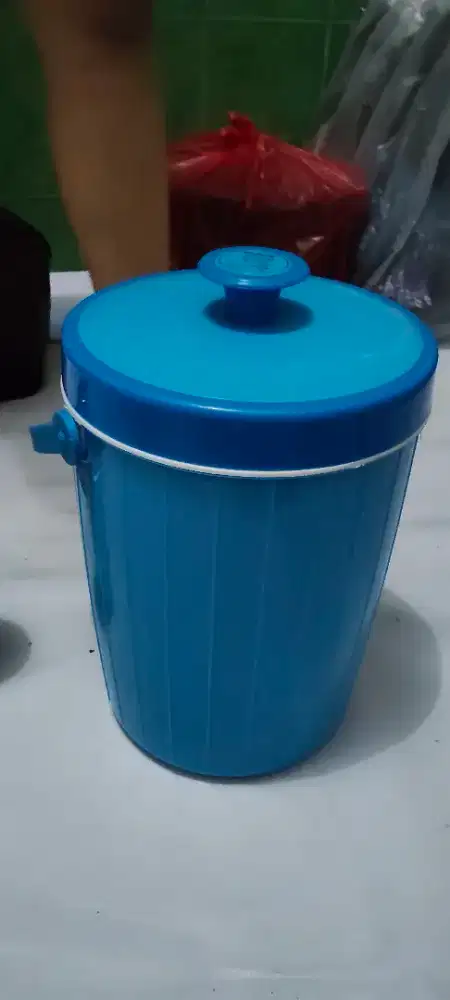 Termos Nasi Tahan Panas