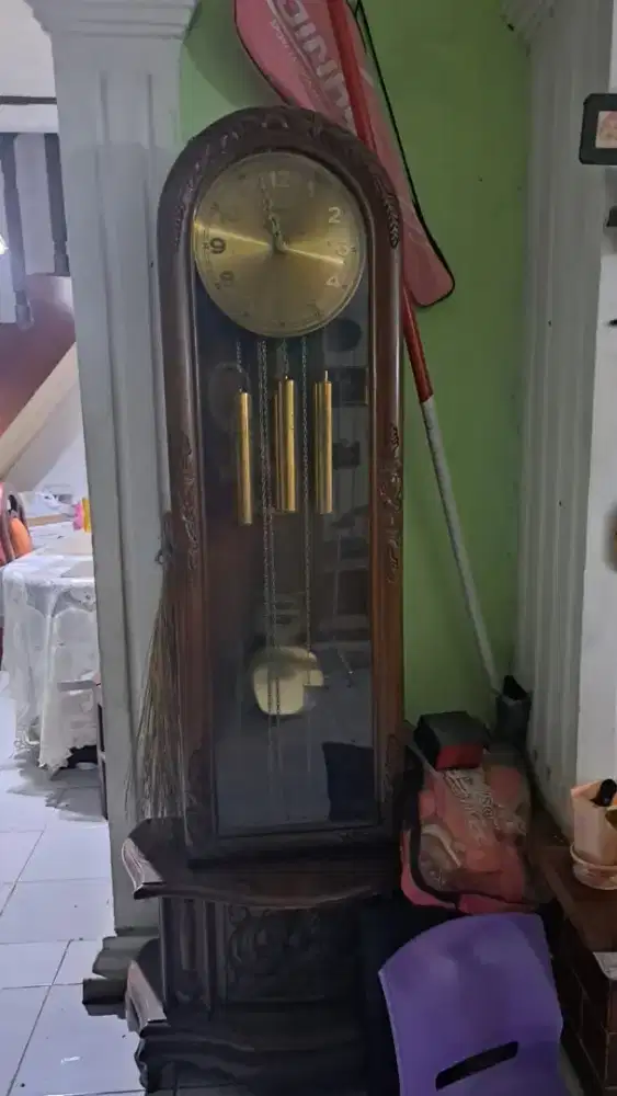 jam bandul merek jugahans
