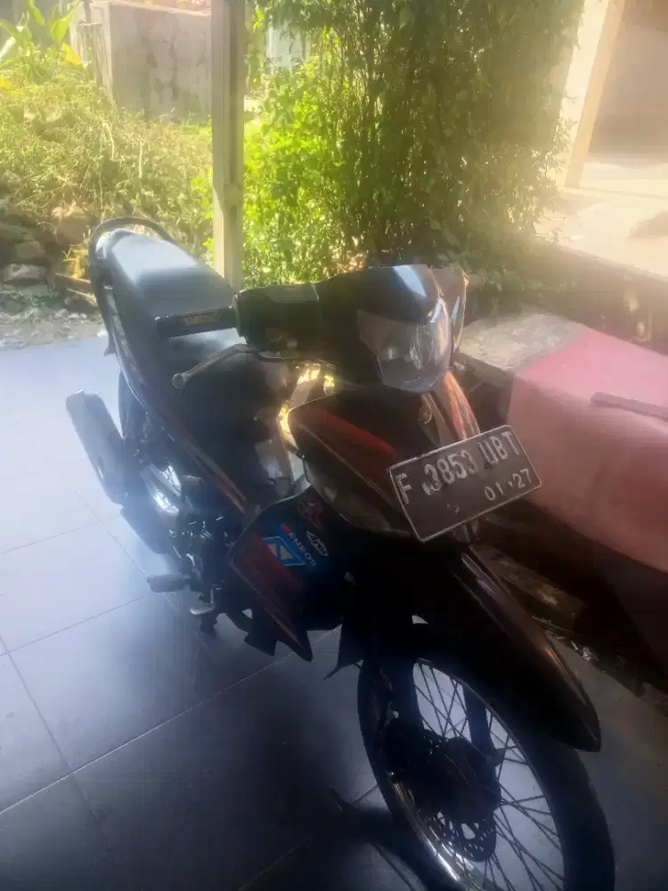 Vega zr ss kumplit
