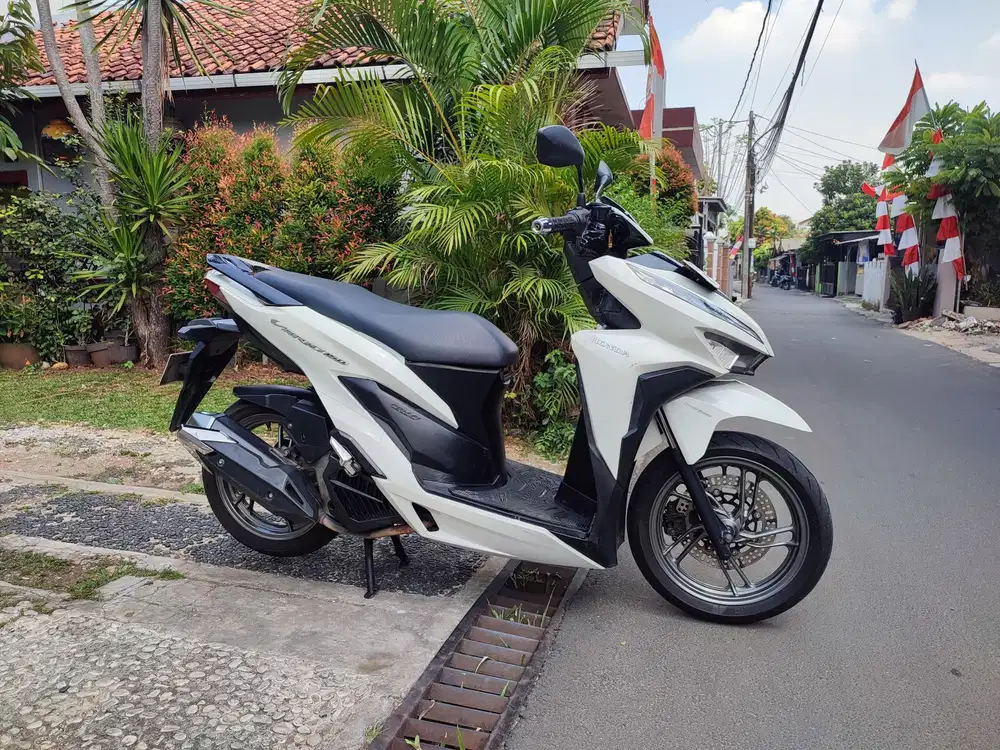 • READY VARIO 150 NEW KEYLESS TAHUN 2018