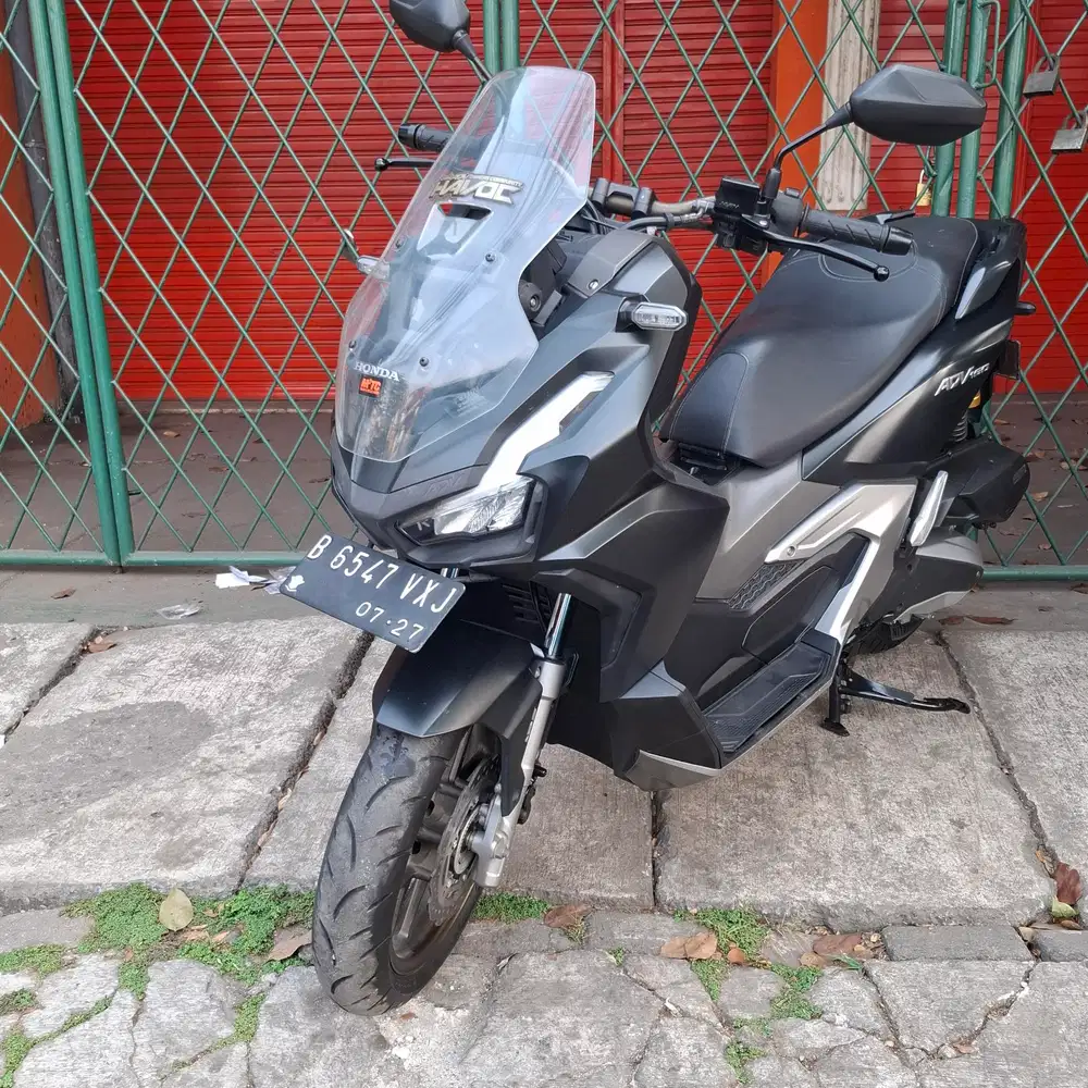 Honda adv 160 abs 2022 dp 1juta.