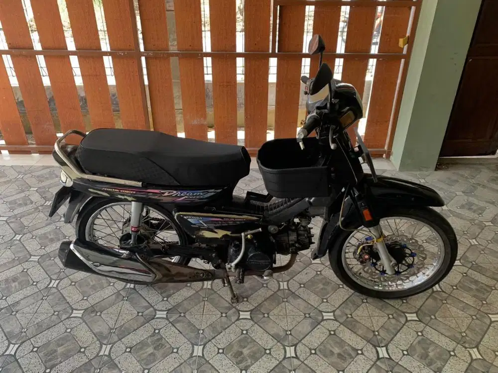 Grand 1997 Legenda
