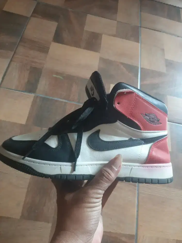 Nike air Jordan 1 Retro black toe