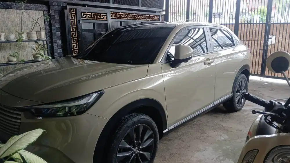 Honda HR-V 1.5 SE CVT 2024 coklat mulus