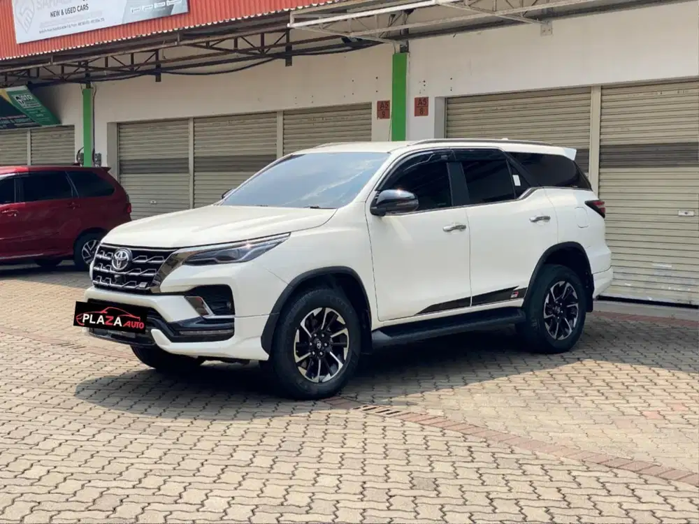 Toyota Fortuner 2021
GR 2.4 Automatic