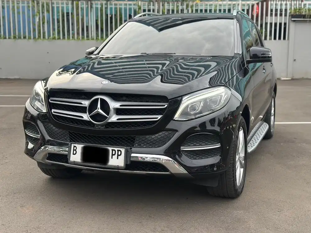 MERCY GLE400 AT HITAM 2016