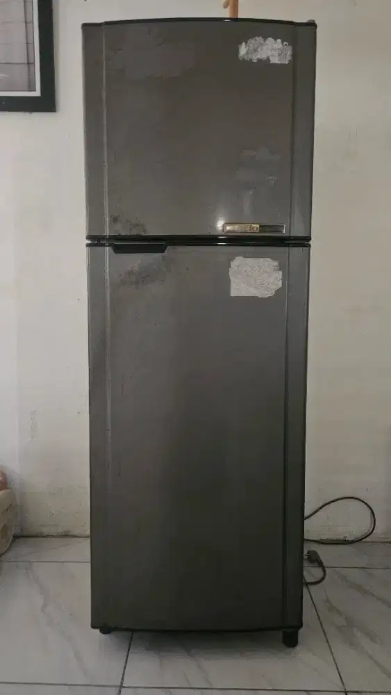 JUAL KULKAS TOSHIBA GLACIO