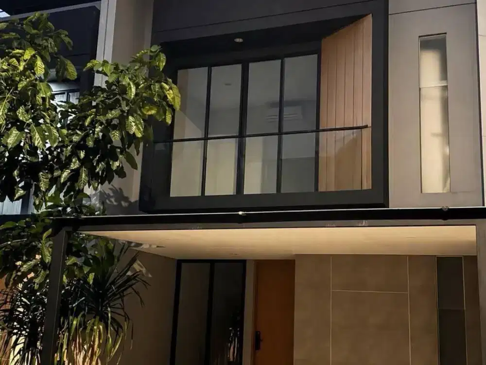 Dijual Rumah Northwest Central - Minimalis 2 Lantai, Free Smart Door Lock