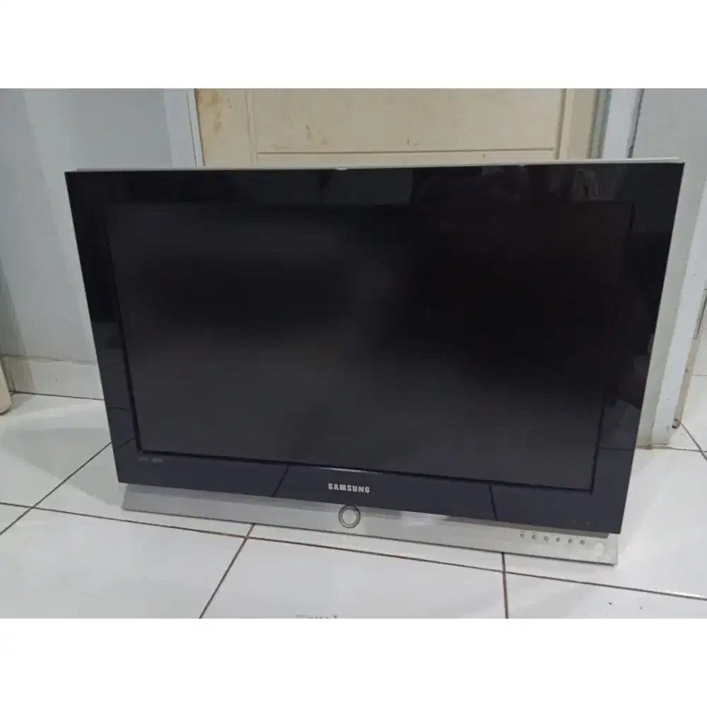 TV LCD SAMSUNG 32 INCH ANALOG