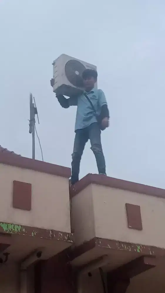 Service AC panggilan garansi