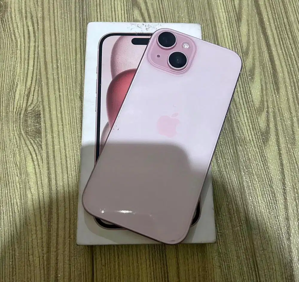 iPhone 15 128GB Garansi Resmi iBox Battery Health 91% Ada Dent