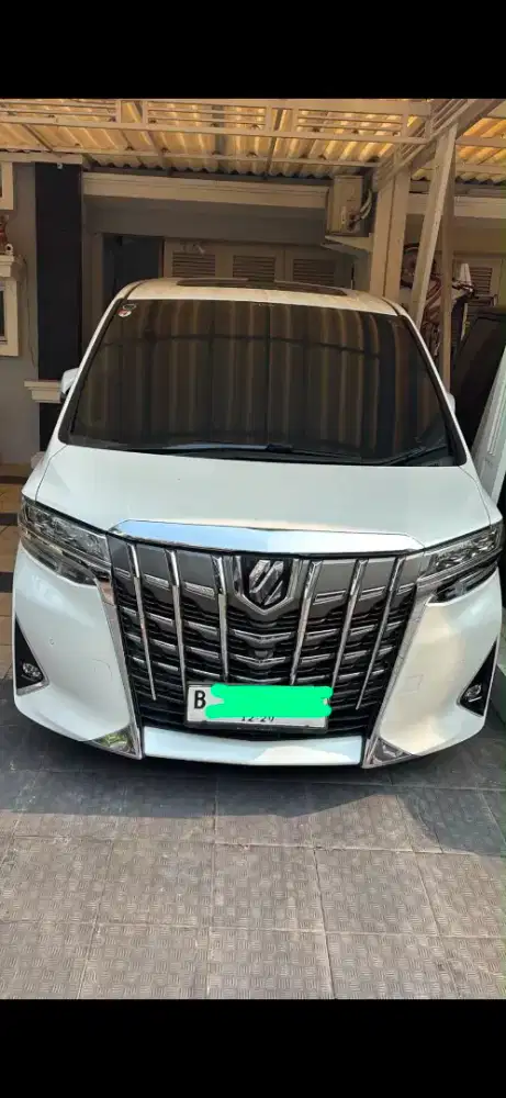 Dijual mobil Alphard 2019