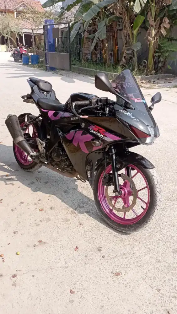 SUZUKI GSX R150 2018