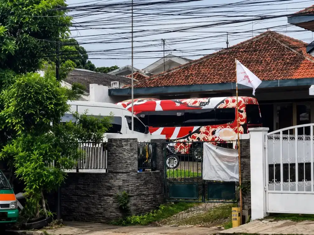 DILELANG Kantor Strategis Pusat Kota Bandung Murah di Ir. H. Juanda - Dago