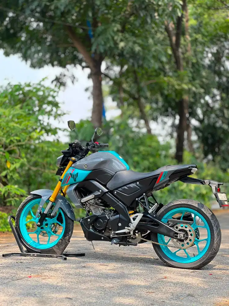 YAMAHA MT15 GREY 2023 KM RENDAH PAJAK PANJANG SIAP RIDING
