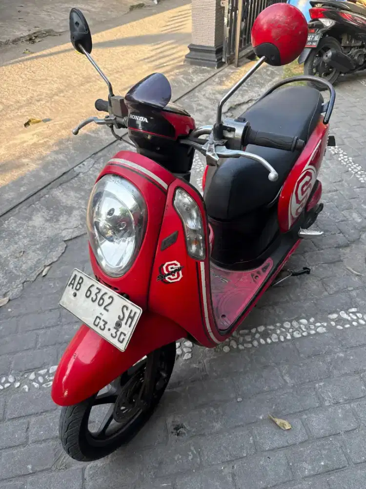 Scoopy injeksi THN 2015 plat AB kota