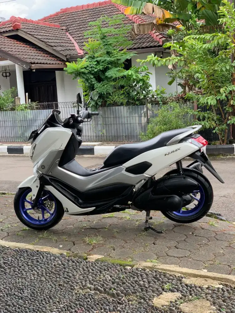 Bismillah di jual motor nmax putih 2016