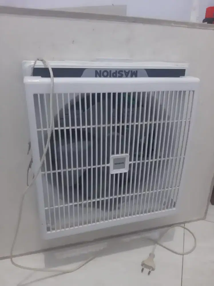 Exhaust fan merk  Maspion 10 inch