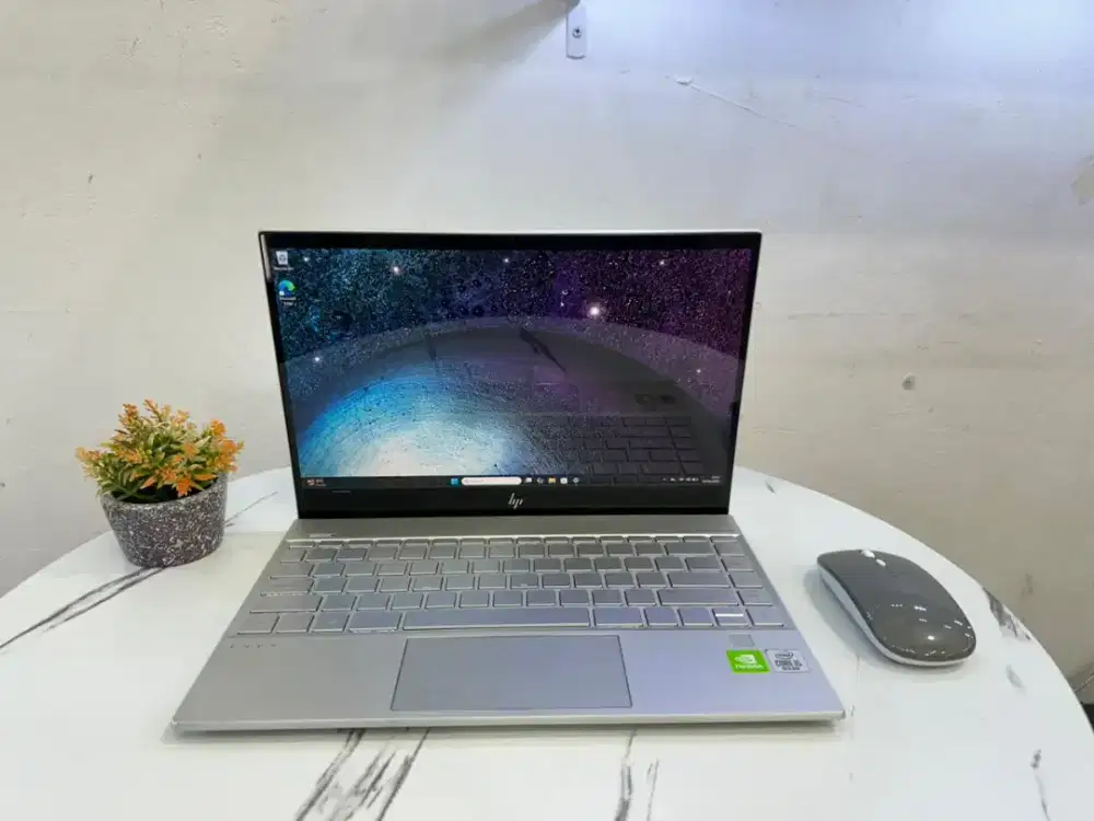 HP Envy 13 Core i5-10210U Ram 8GB Ssd 512Gb Nvidia MX250 2GB W11