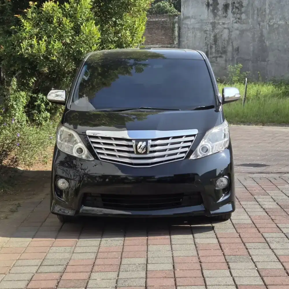 Toyota Alphard 2.4 S Tahun 2011