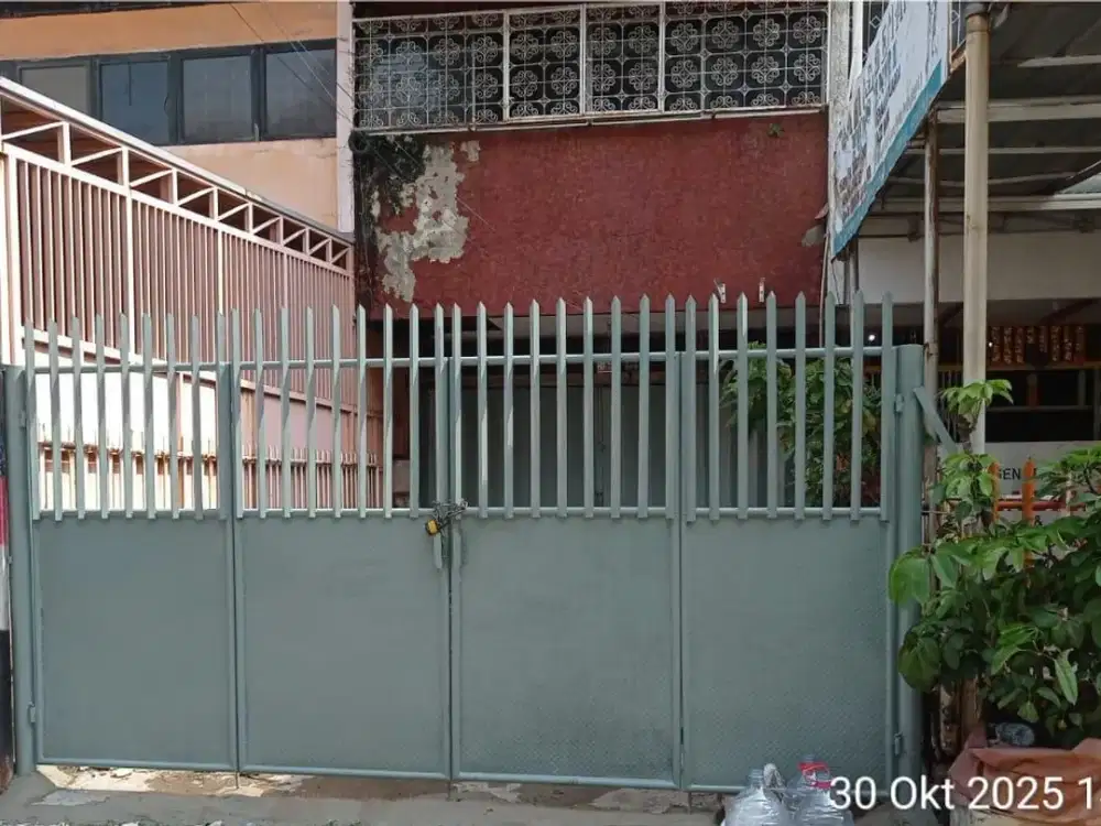 RUKO 3 Lantai Cocok untuk Perkantoran di Taman Sari, Jakarta Barat