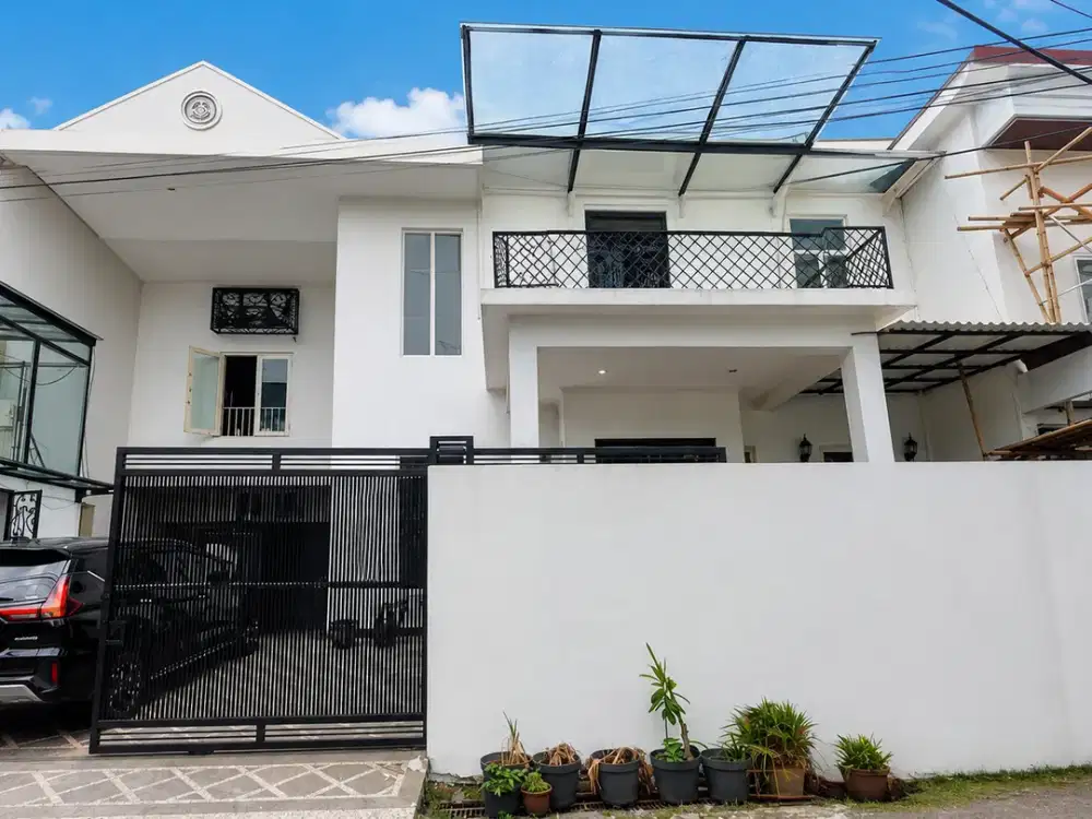 Disewakan Rumah Ex Kantor atau Studio di Radio Dalam, Kebayoran Baru