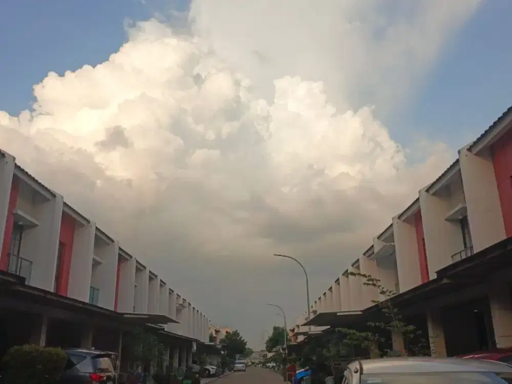 Dijual Rumah Green Village 2 Lantai Strategis Tangerang